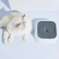 Cuencos flotantes de agua potable para perros y gatos, dispensador lento antidesbordamiento, gran capacidad, 1,5 l - details 1