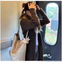 Diseño de nicho bolsa tejida a mano bolsa de mano de gran capacidad casual viento perezoso solo hombro axilas bolsa de cubo - details 5