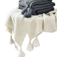 Alfombra de punto suave para cama, manta acogedora tejida a mano con borla, perfecta para cama, sofá - details 0