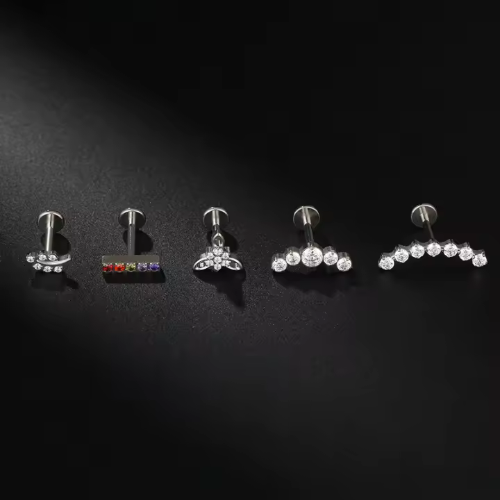 Piercing de moda G23 para mujer, joyería de titanio, tragus de circonita cúbica, 1 unidad - 1