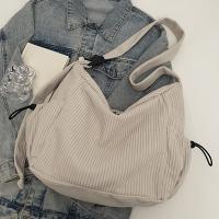 Bolso Cruzado de Terciopelo para Mujer de Gran Capacidad Moda Suave y Duradera con Pequeñas Bolsillos Laterales y Compartimentos Ideal para Viajes Cortos, Trabajo y Viajes Diarios - details 17