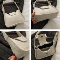 Bolso de hombro tejido de Color sólido a la moda, bolso de cuero Pu con hebilla, bolso pequeño de media luna, bolso de viaje para axila - details 9