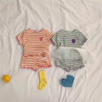 Conjunto de ropa de manga corta a rayas para bebé, Tops con borde de oreja para niña + traje corto de 2 piezas, artículos de ropa con estampado de uva para niño, novedad de verano 2025 - details 7