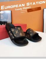 Zapatillas de moda para hombre de marca de verano de alta gama, venta al por mayor de fábrica con punta redonda, plantilla EVA antideslizante, impresión 3D para uso en la playa - details 0