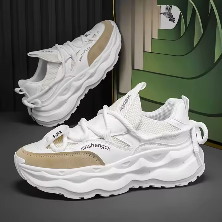 Nuevas zapatillas transpirables de malla, zapatos casuales versátiles, zapatos de papá con suela gruesa para jóvenes - 1
