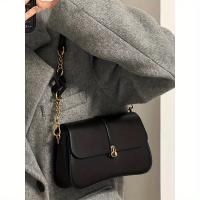 1 bolso de hombro elegante francés para mujer, bolso cruzado versátil con correa de cadena desmontable, cierre de cierre de tono dorado, duradero, negro para ocasiones informales y formales, bolso cruzado pequeño, accesorio de noche, accesorio sofisticado - details 1