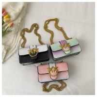Nueva bolsa de las mujeres, la lucha contra la cadena de piedra patrón de hombro crossbody bolsa, estilo urbano simple - details 1