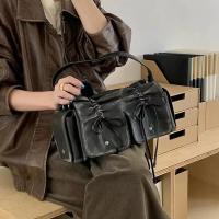 Bolso de Hombro de Cuero PU con Remaches de Lujo Diseño Distintivo de Moto y Biker para Mujeres - details 9