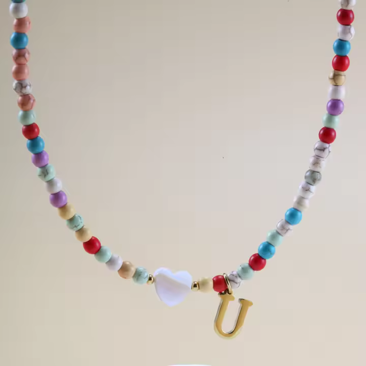 Collar de acero inoxidable para mujer, Gargantilla a mano de perlas de colores con letras pequeñas, con lindas iniciales, joyas bohe - 1