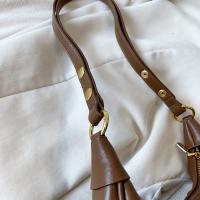 Elegante bolso bandolera para mujer, color sólido, correa ajustable, cierre de cremallera, forro de poliéster, borde pintado, bolso bandolera versátil para oficina y cita - Negro/Borgoña/Café - details 2