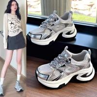 5 nuevos zapatos versátiles Super Fire Red Dad, zapatillas pequeñas transpirables de suela gruesa aumentadas para mujer - details 2