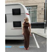 Mujer de punto sin mangas con cuello alto, vestido largo elegante de moda para otoño 2023 - details 10