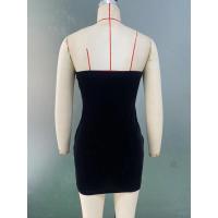 Vestido corto ajustado sin mangas con hombros descubiertos y estilo elegante sexy de verano - details 6