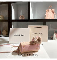 Bolso Boston con relieve rosa de moda 2025Nuevo bolso de almohada de mano de alta gama al por mayor - details 6