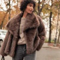 Abrigos de piel sintética esponjosos con solapa marrón Vintage para mujer, chaquetas gruesas y cálidas de manga larga, prendas de vestir informales de calle para invierno 2024 - details 21