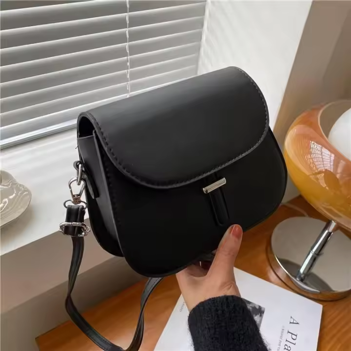 Bolso bandolera de cuero de PU para mujer, cartera pequeña de diseñador, estilo de moda Retro Semicircular - 1