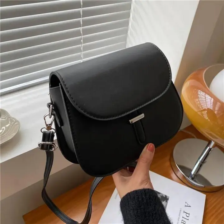 Bolso bandolera de cuero de PU para mujer, cartera pequeña de diseñador, estilo de moda Retro Semicircular - 1