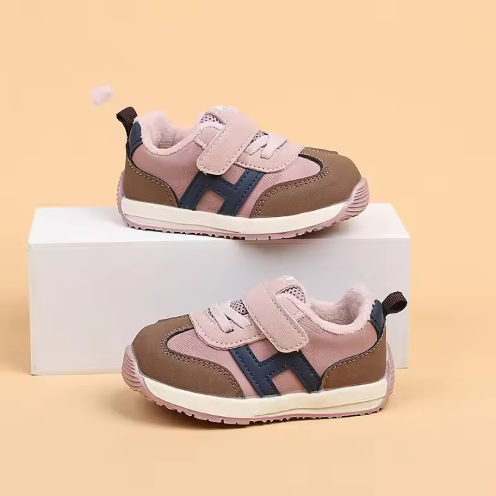 2025 invierno nuevo de dibujos animados zapatos de niño niños y niñas zapatos deportivos zapatos de algodón - 1