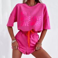 2025 Conjunto deportivo de dos piezas de moda europea y americana de primavera y verano, top de manga corta con estampado de letras y conjunto de pantalones cortos - details 1