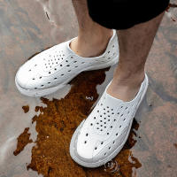 Al aire libre pareja agujero zapatos vadear tendencia de ocio sandalias de playa de los hombres y las mujeres transpirable suela suave hueco zapatos de lluvia - details 6