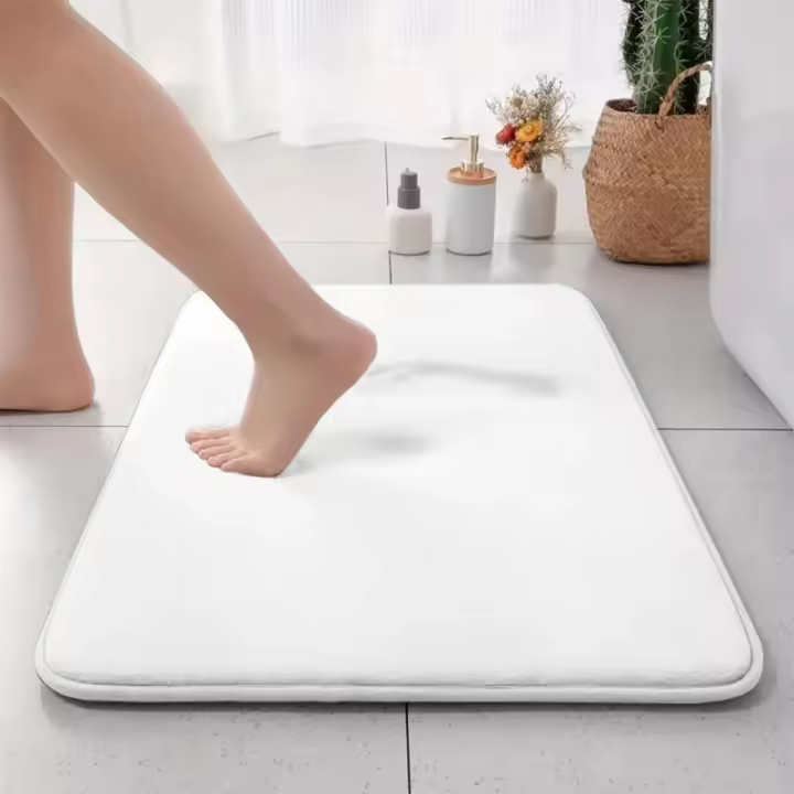 Alfombra absorbente de color sólido engrosada, alfombra de franela para baño, alfombra antideslizante para puerta de entrada de baño - 1
