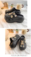 Zapatos con agujeros para niñas, bonitos, aumento de altura, con flores. - details 10