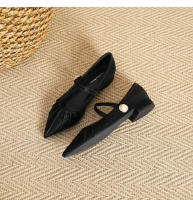Cabeza puntiaguda con hebilla de perla, tacón bajo, hoja de loto arrugada, cabeza puntiaguda, suela plana, solo zapato - details 23