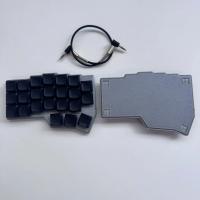 Kit de teclado dividido Corne V4.1 con tapas negras, interruptores Kailh Choc V1, teclado personalizado, cableado, intercambiable en caliente y RGB. Kit Gamer con Diseño Dividido y Componentes Premium para Jugadores Exigentes. - details 11