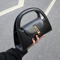 Bolso Cruzado Chic en Negro con Cierre de Oro Diseño Francés Vintage para Mujeres - details 4