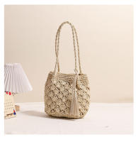 Bolso de paja de un solo hombro con flecos de moda, bolso tejido con patrón hueco en forma de abanico, bolso de playa de vacaciones para mujeres, bolso versátil para mujeres - details 6