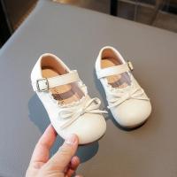 Zapatos de cuero para niños, nuevos zapatos planos para niñas de primavera y otoño con lazo, zapatos informales versátiles de moda de princesa para niños, suela blanda - details 6