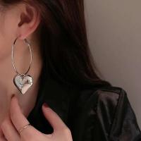 Pendientes con colgantes simples y modernos en forma de corazón para mujer, regalos navideños, pendientes retro de lujo de plata, góticos - details 10