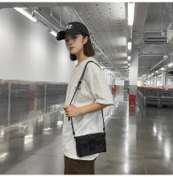 Versión coreana personalizada de estilo extranjero bolso de caja de cómic bidimensional bandolera de hombro calle unisex coreano de moda versátil - details 18