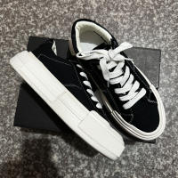 Zapatos de lona bajos de suela gruesa Pantalones cortos de aumento de altura para hombres y mujeres - details 5