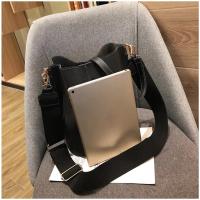 Bolso de diseñador de lujo para mujer, bandolera de cuero PU de gran capacidad, novedad de 2021 - details 27