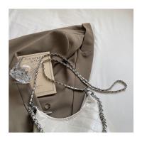 Nueva Textura Rombo Cadena Textura Bolsa Nueva Marea De Las Mujeres De Moda Crossbody Bolsa Ligera De Lujo Bolsa De Hombro - details 13