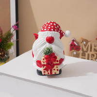 Adorno navideño creativo de Papá Noel, adorno de resina para sala de estar, comedor, adorno artesanal de mesa - details 1
