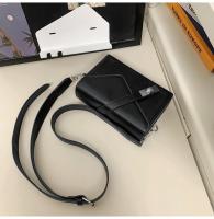 Bolso Cuadrado Pequeño Premium Bolso Versátil para Hombres y Mujeres Bolso de Hombro de Moda Popular para Jóvenes - details 40