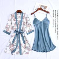 Pijama de seda estampado de dos satén para mujer, albornoz+pijama, conjunto de salón, pijama - details 0