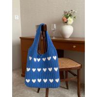 Nuevo bolso de punto bolso tejido amor bolso de las mujeres de gama alta exquisita lana portátil bolso de hombro bolsa de la compra - details 2