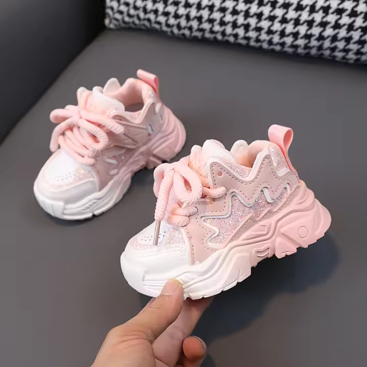 Nuevas zapatillas de suela blanda antideslizantes para niñas, zapatillas para correr para mujeres de los niños pequeños marea - 1