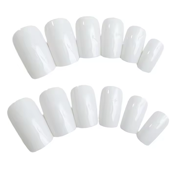 24 piezas, uñas blancas brillantes de alto brillo, encantadoras para amantes de las uñas y bloggers de belleza - 1