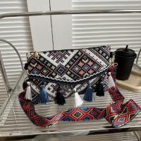 Bolso de hombro con borla para mujer, bandolera de estilo étnico de nicho popular, nueva tendencia, a la moda, con personalidad, 2024 - details 14