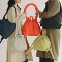 Bolso de mano acolchado de nailon informal para mujer, bolsos de hombro tipo bandolera suaves de diseñador, bolsos Vintage simples de gran capacidad, mochila de lujo de alta gama 2023 - details 1