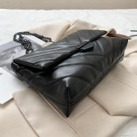 Bolso cruzado de cuero PU con hilo de bordado para mujer, bolso de cadena para hombro, bolso de mujer de marca de gran capacidad - details 28