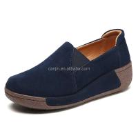 Nuevo diseño de moda, plataforma de piel de vaca, talla 42, altura de cuña suave aumentada, zapatos deportivos informales de cuero baratos - details 1