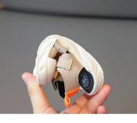 Zapatillas de deporte para niños y niñas, zapatos de playa versátiles, suaves y cómodos, antipatadas, bonitos, con diseño de oso astronauta, 2024 - details 16