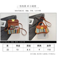 Moda arco iris portátil pequeño cuadrado bolsa 2025 primavera nueva luz de lujo bolsa de las mujeres versátil texturizado axilas bolsa de hombro - details 10