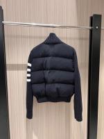 Chaqueta de Pato de Down Blanco de Punto de Diseño Nuevo Abrigo Corto Engrosado para Mujer en Invierno Moda de Viento y Lluvia - details 8