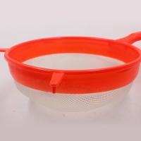 Tamiz de comida con diseño de agujero colgante, colador de cuchara de malla ligera caliente, filtro duradero rojo y verde para el hogar y la cocina - details 6